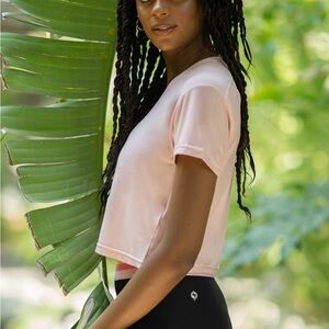 Popflex active explore tee in lychee (pink) size S